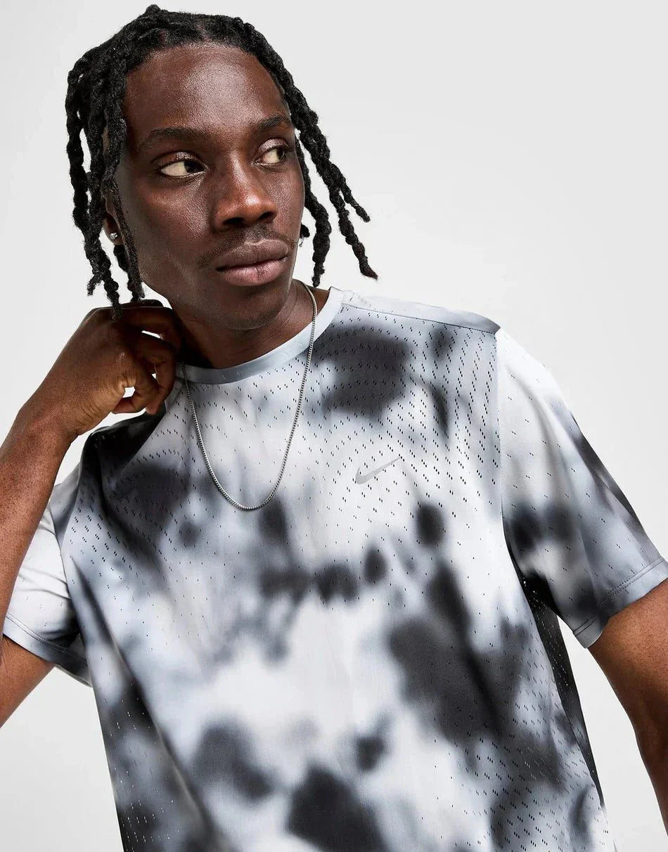 Camiseta estampada Nike Run Division