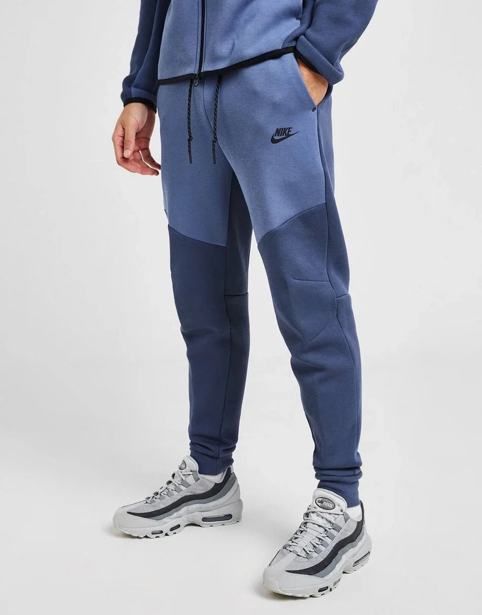 Pantalones deportivos Nike Tech Fleece