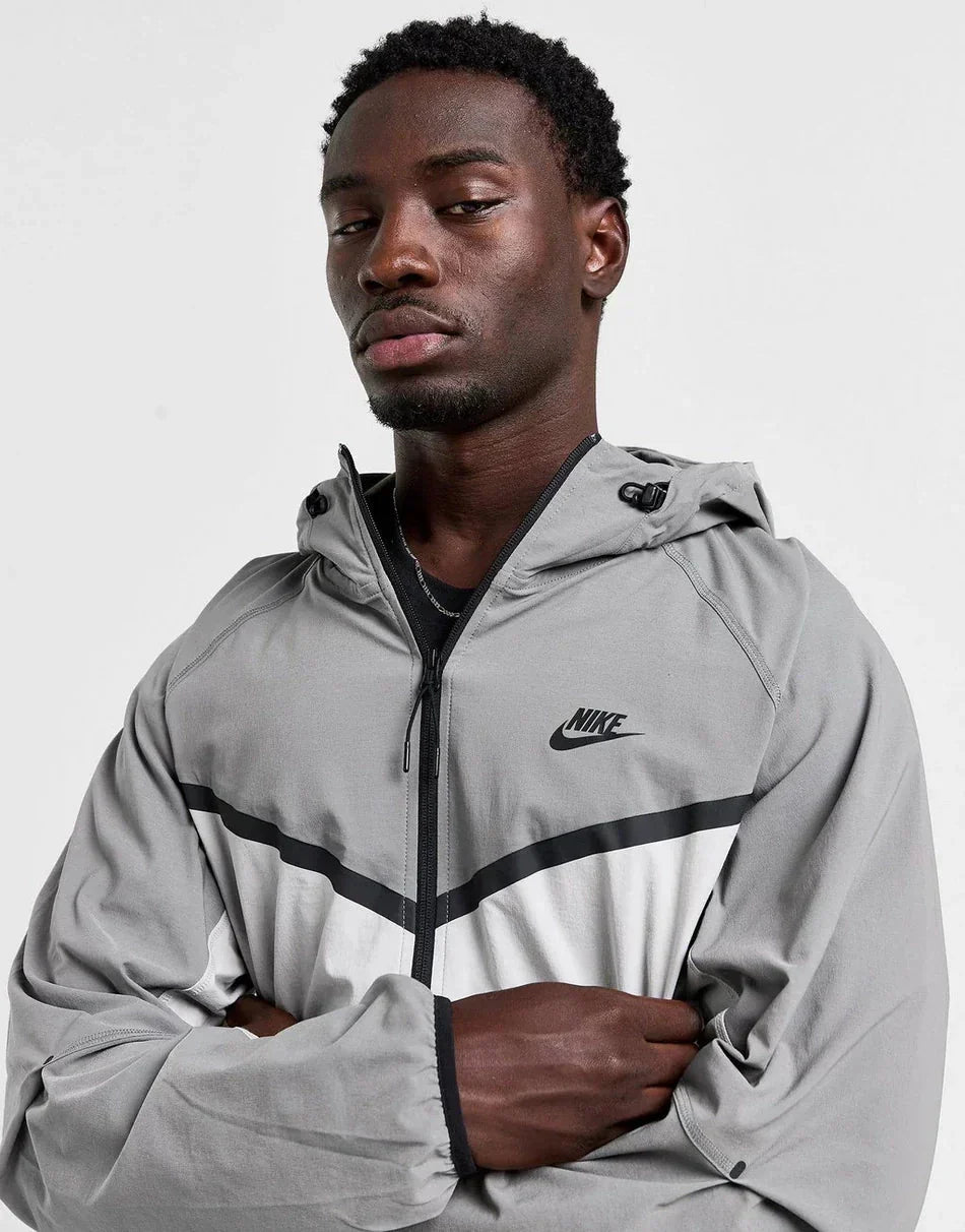 Chaqueta Nike Tech